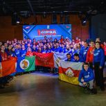 «Молодая Гвардия Единой России» отправила 100-й отряд волонтёров в новые субъекты РФ