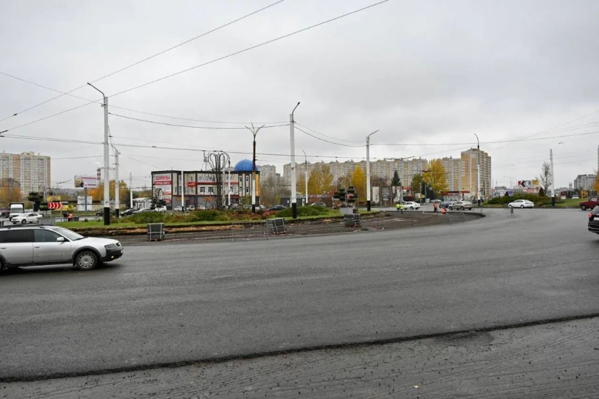 Евгений Первышов проверил темп реконструкции улицы Мичуринской в Тамбове