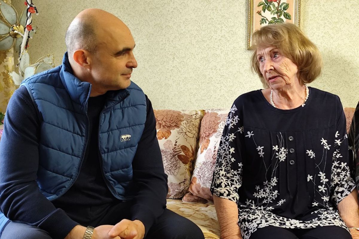 «Единая Россия» оказала помощь одиноким пенсионерам