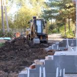 Партийцы контролируют ремонт в ермолинском детсаду