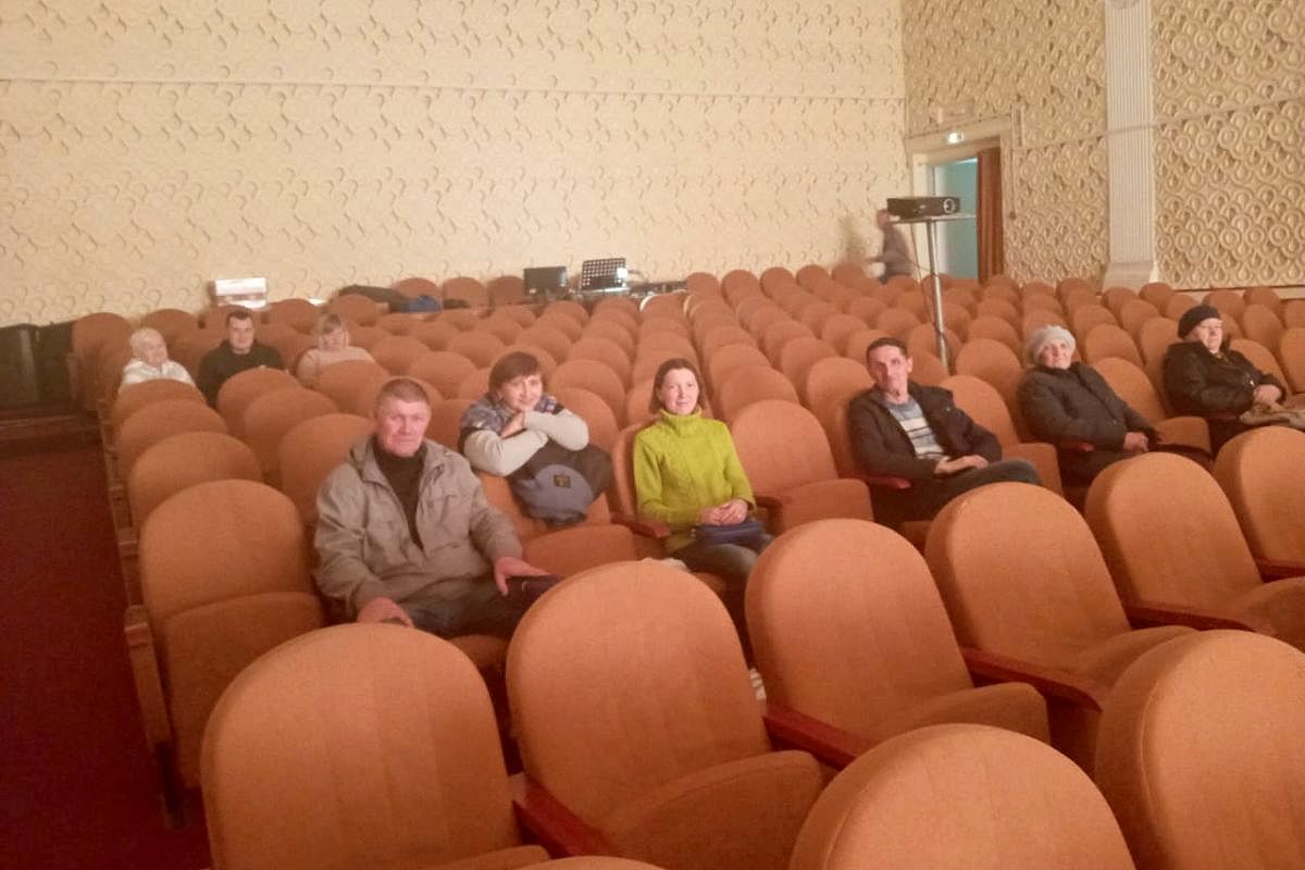 «Единая Россия» организовала в Ульяновске кинопоказ для людей с ОВЗ