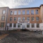 «Единая Россия» проинспектировала ход капитального ремонта школ в районе имени Лазо