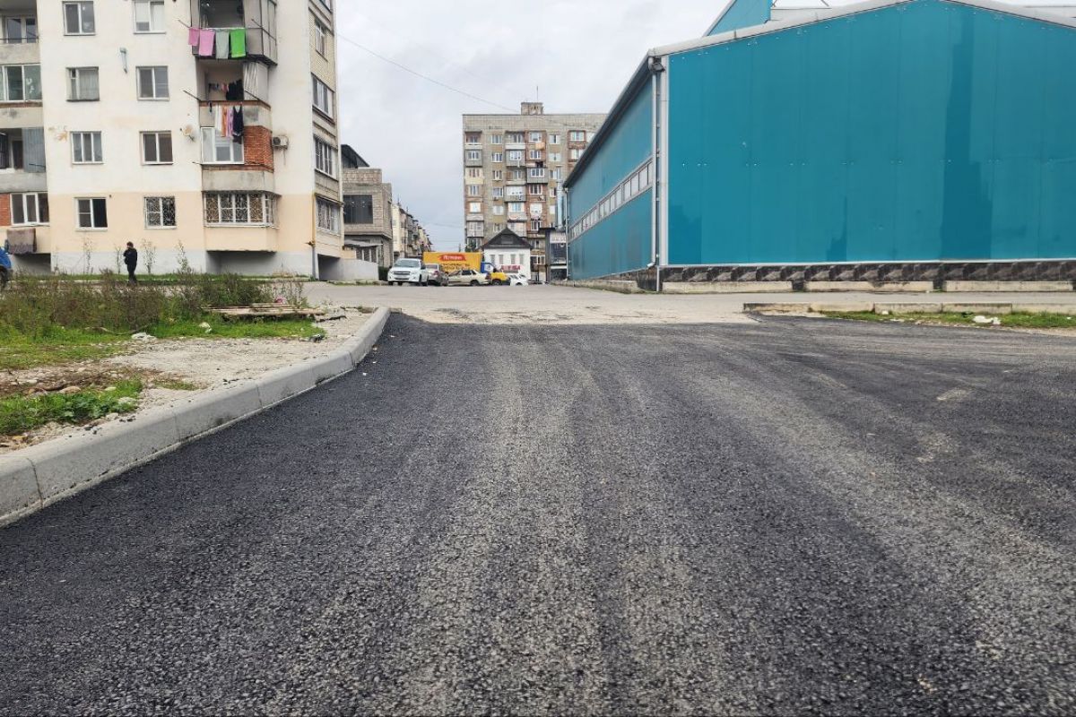 В Баксане благоустраивают дворовые территории