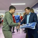 Спортсменам МГУ им. адм. Г. И. Невельского вручили новую спортивную форму в рамках поддержки студенческого спорта