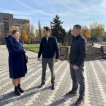 «Городская среда»: «партдесант» оценил состояние общественных пространств в Алчевске и Перевальске