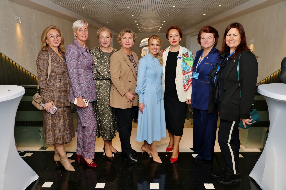 От поддержки женских инициатив до подготовки новой народной программы: «Единая Россия» провела Третий всероссийский форум «Женщины, создающие будущее»