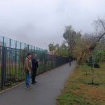 Депутат «Единой России» Дмитрий Олейников провел мониторинг безопасности маршрутов к школам в Первомайском районе