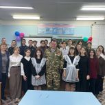 Для школьников Лысогорского района провели урок мужества