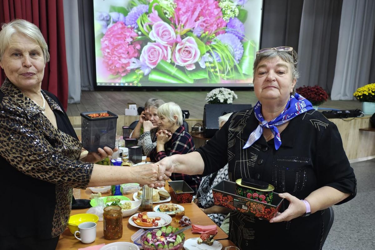 В кузбасском селе отметили День уважения старшего поколения