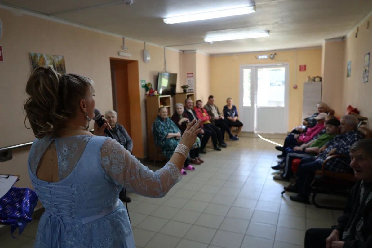 Представители партии «Единая Россия» поздравили старшее поколение Нижегородской области с Днем пожилого человека