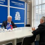 Игорь Бруслиновский поможет югорчанам в решении вопросов