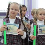 Яркий старт в безопасную жизнь: 79 самарских первоклассников стали юными пешеходами