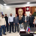 Депутат Госдумы Нурбаганд Нурбагандов провел рабочую встречу с новыми депутатами в Каякентском районе