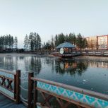 Партийцы оценили оснащение зоны отдыха «Тёплый берег» в Покачах