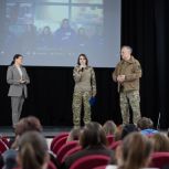 В Ярославле прошла масштабная патриотическая акция, посвященная третьей годовщине воссоединения новых регионов с Россией