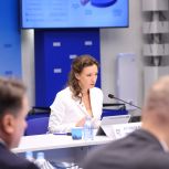 «Единая Россия» разработала «золотой стандарт» поддержки студенческих семей