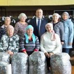 Маскировочные сети и гуманитарная помощь: встреча главы района с активистками Портянурского поселения