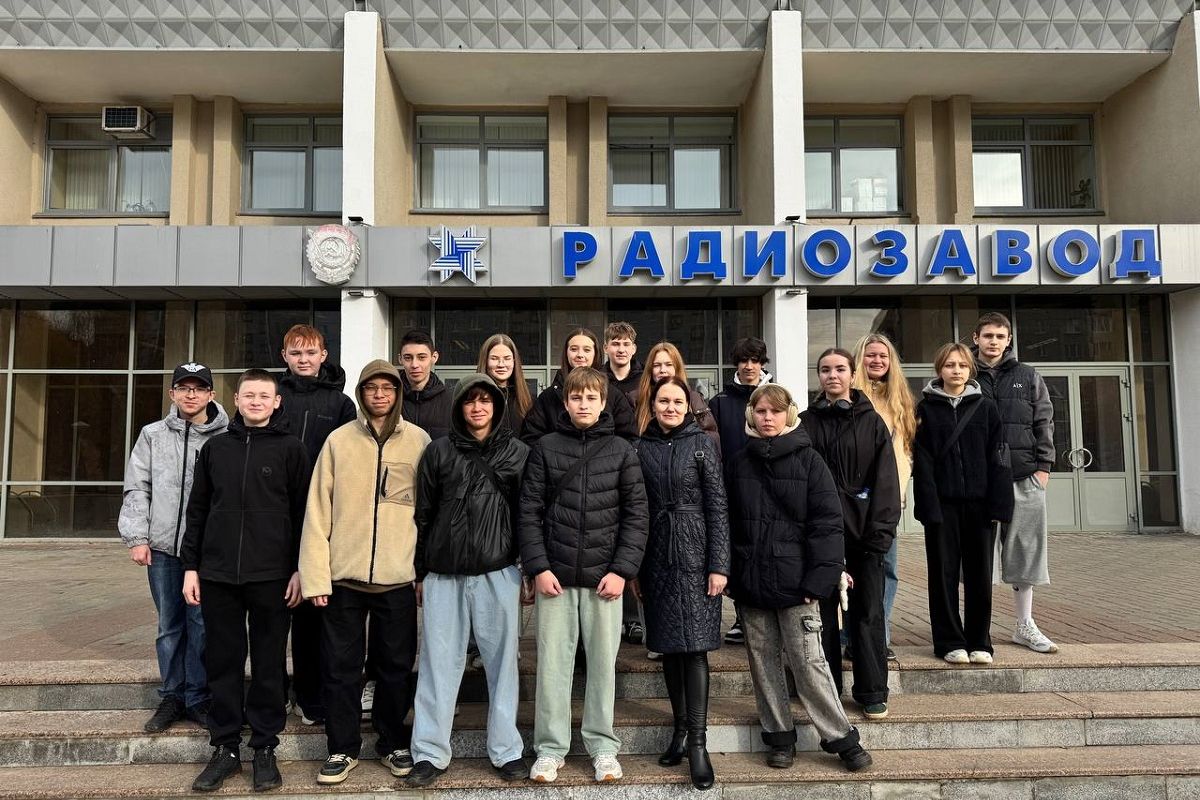 Школьники побывали на Ижевском радиозаводе и в Концерне «Калашников»