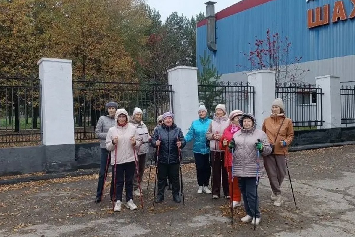 В Осинниках единороссы организовали спортивные соревнования для пенсионеров