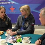 Александр Романенко встретился с женами героев специальной военной операции