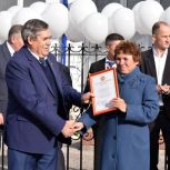 Депутат Владимир Свешников принял участие в праздновании 100-летия Ибресинской школы №1