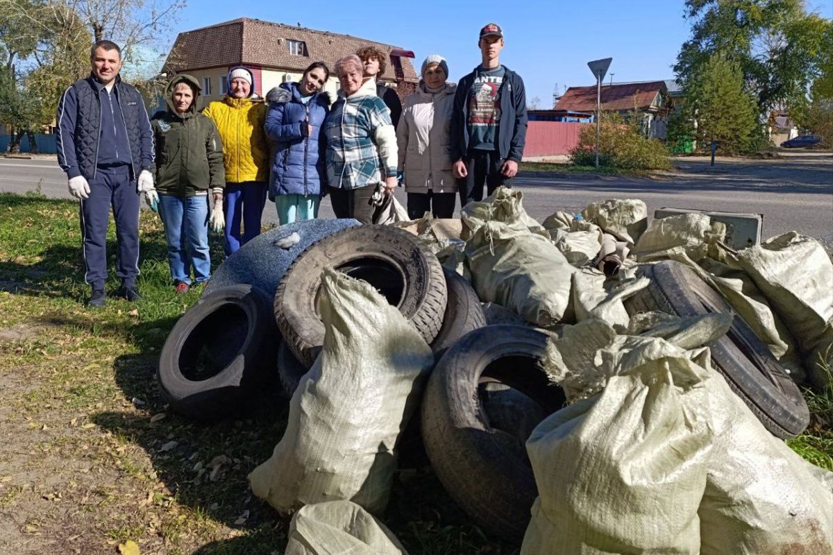 Депутаты «Единой России» готовят улицы, скверы и парки городов и сел Приамурья к зиме