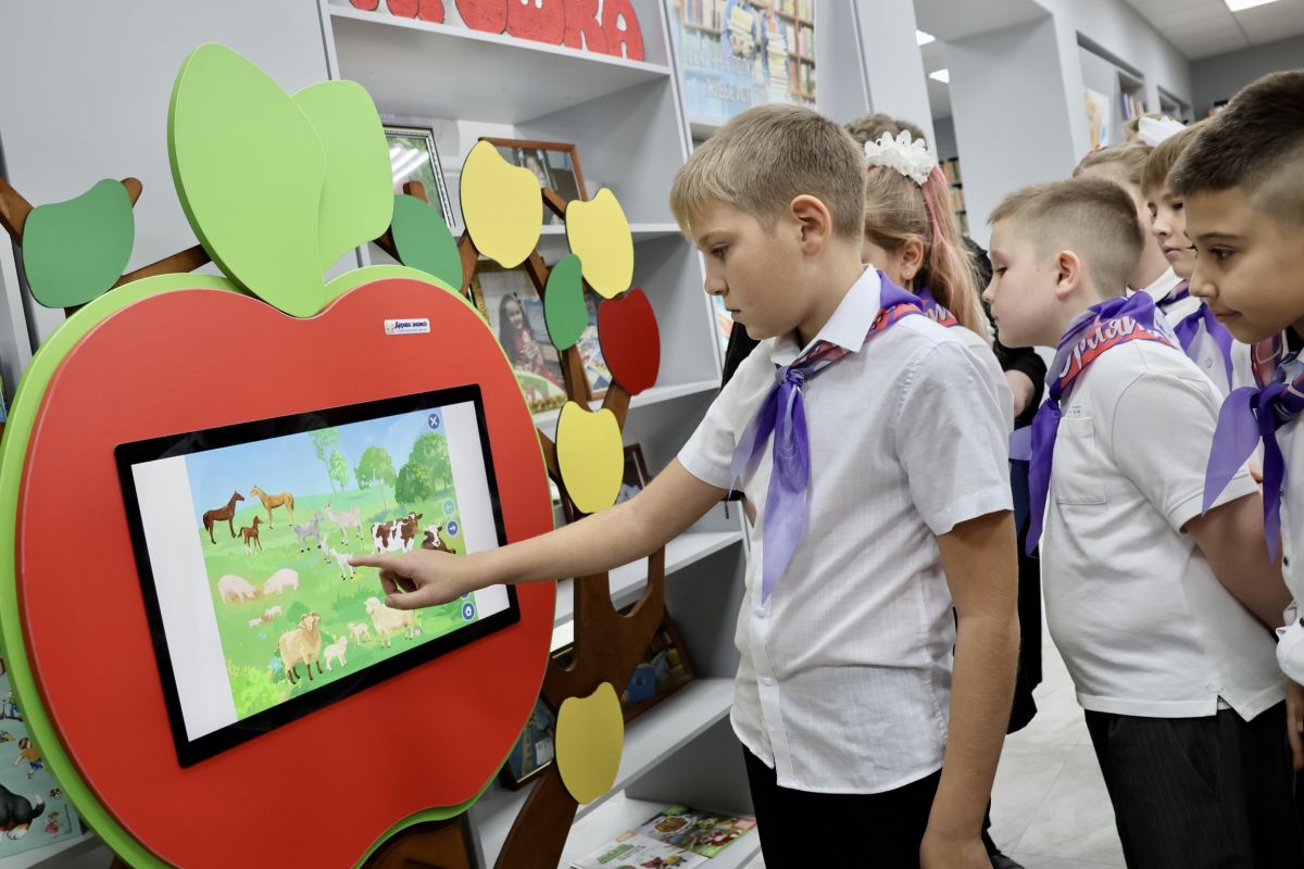 «Культура малой Родины»: В Свердловске открылась модельная библиотека нового поколения для детей