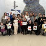 Сеанс арт-терапии провели в рамках женского клуба «Ты не одна» во Владивостоке