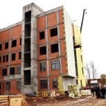 В Кинеле продолжается строительство современной поликлиники