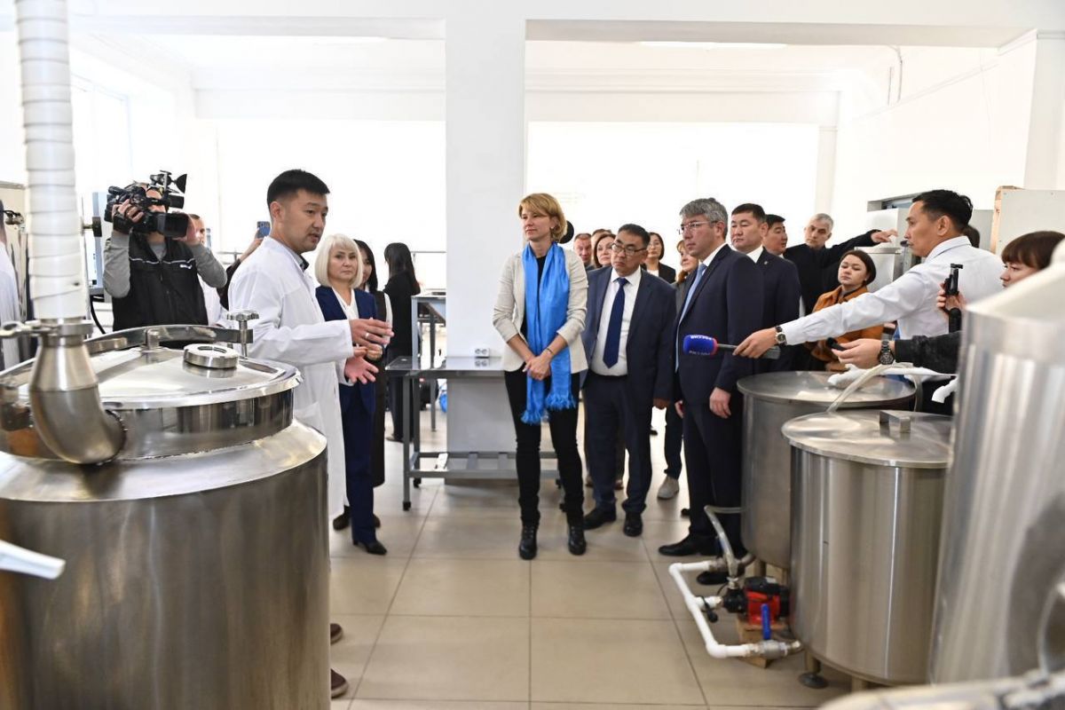 Министр сельского хозяйства России Оксана Лут прибыла с рабочим визитом в Бурятию