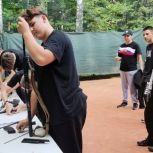 По инициативе муниципальных депутатов в Ясеневе состоялся «Урок мужества» памяти разведчика Дроздова