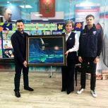 В школе №50 появилась космическая картина