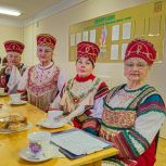 «Единая Россия» отметила День пожилого человека в Пензе с душевной теплотой и кулинарными талантами