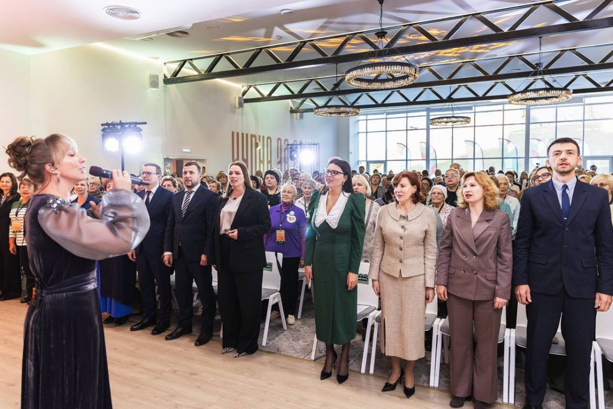 Декада пожилого человека: депутаты Законодательного собрания Нижегородской области поздравили старшее поколение