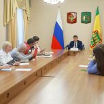 Председатель общественного совета проекта  «Моя карьера с Единой Россией» партии «Единая Россия» провел брифинг для пензенских журналистов