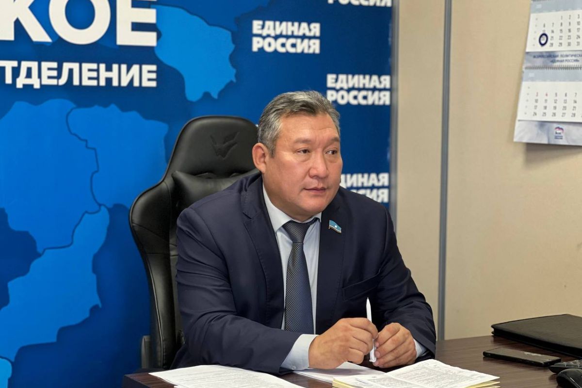Партийный проект «Крепкая семья»: защищаем права и заботимся о семьях