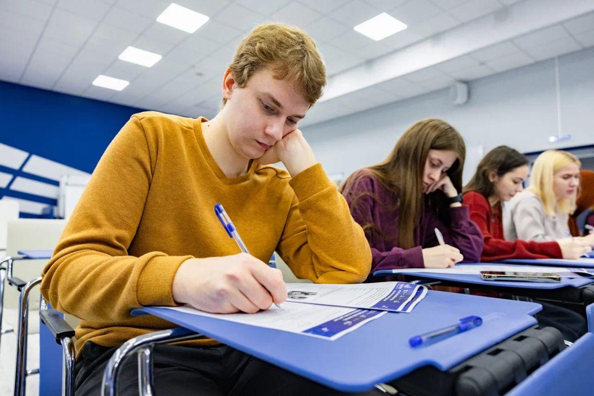 В Подмосковье более 250 человек написали научно-технологический диктант