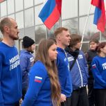 Партийцы и активисты «Молодой Гвардии Единой России» отправили машины и гуманитарный груз нашим бойцам в зоне СВО