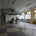 В Уссурийске следят за ремонтом школьных пищеблоков