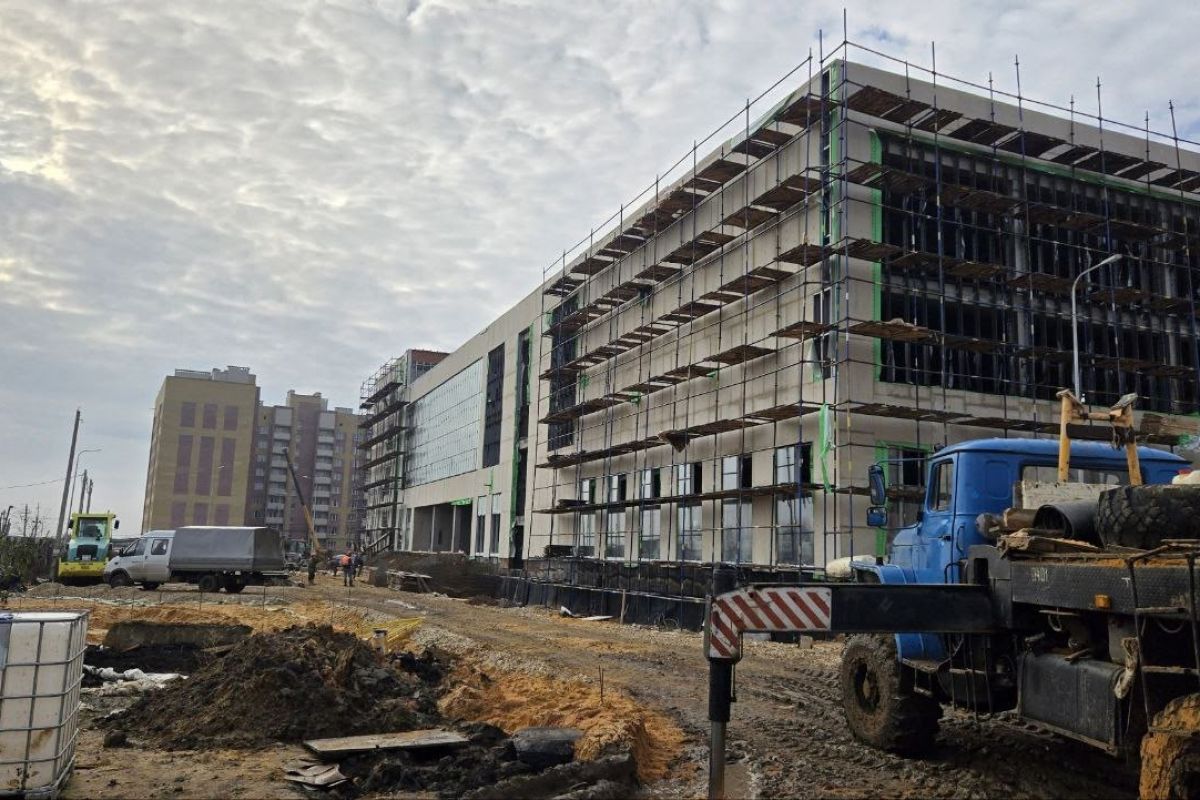 «Единая Россия» продолжает партийный контроль за строящимися объектами по поручению Евгения Первышова