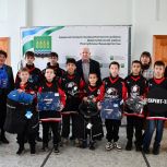 «Единая Россия» поддерживает юных хоккеистов Дюртюлинского района