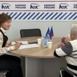 В Мурманске сенатор Лариса Круглова провела тематический прием граждан