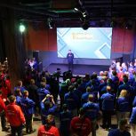 «Молодая Гвардия Единой России» отправила 100-й отряд волонтёров в новые субъекты РФ