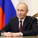 Глава Адыгеи поздравил Президента Российской Федерации