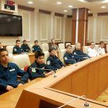 Вячеслав Брозовский организовал экскурсию в парламент для кадетов и членов организации «Патриот» Березовского