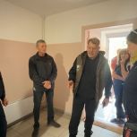 Павел Аверин провел личный прием в поселке Солотча