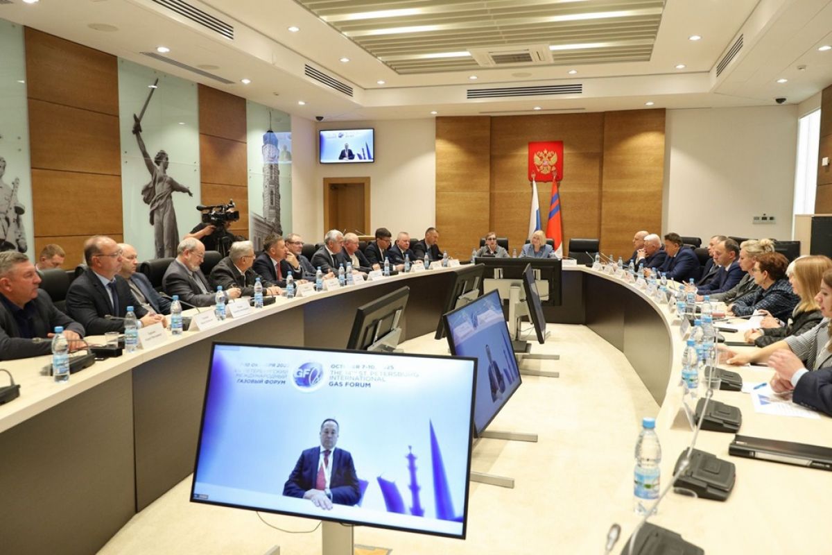 Волгоградская "Школа ЖКХ" провела межпроектное совещание