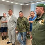 Активист «Единой России» передал медикаменты военному госпиталю в Юрге