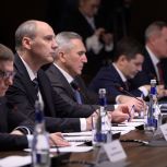 Денис Паслер презентовал опыт Свердловской области в решении кадрового вопроса в АПК