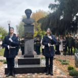В Ставропольском крае единороссы установили памятники и мемориальные доски Героям СВО